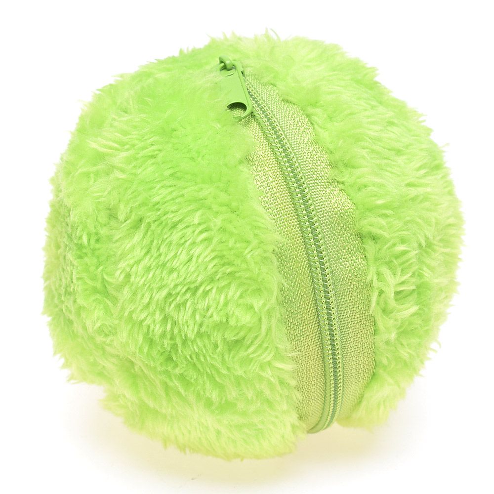 Grüner automatischer Staubsauger-Roboterball mit Mikrofaserbezug, ideal für effiziente Bodenreinigung. Innovatives Design, einfache Handhabung.