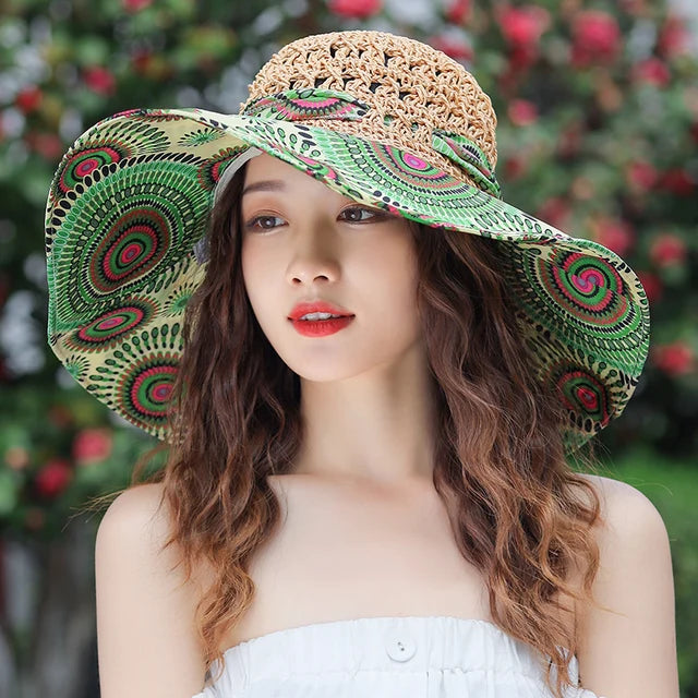 Eleganter Sommer-Strohhut für Damen, ideal für Strand und UV-Schutz. Modischer Eimerhut mit buntem Design, perfekt für sonnige Tage.
