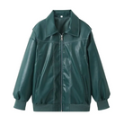 Grüne Lederjacke für Damen, modisch und elegant, mit Reißverschluss und Kragen. Perfekt für Herbstmode und trendige Outfits.