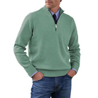 Grüner Herrenpullover mit Reißverschluss, aus weichem Strickmaterial. Perfekt für Herbstmode, lässiger Stil, ideal für kühle Tage.