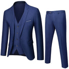 Eleganter blauer Anzug für Herren, bestehend aus Sakko, Weste und Hose. Perfekt für Business und formelle Anlässe. Hochwertige Herrenmode.