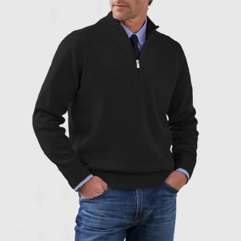 Schwarzer Herrenpullover mit Reißverschluss, elegantes Design, ideal für Herbst und Winter. Perfekt kombinierbar mit Jeans für einen lässigen Look.