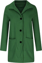Grüner Damenmantel mit Knopfleiste, langen Ärmeln und Taschen. Stilvoller Herbstmantel, ideal für elegante und lässige Outfits.