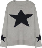 Grauer Pullover mit schwarzem Sternmotiv, lässiger Strick, modischer Damenpullover, ideal für Herbst und Winter, gemütlicher Stil.