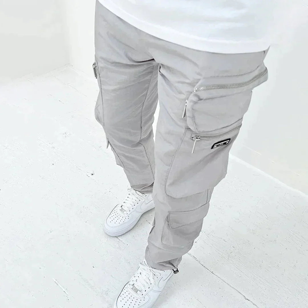 Graue Cargo-Hose für Herren mit Reißverschlusstaschen, lässiger Stil, Baumwolle.
