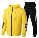Herren-Trainingsanzug in Gelb und Schwarz mit Kapuzenjacke und Jogginghose, ideal für Sport und Freizeit. Bequem, stylisch, atmungsaktiv.