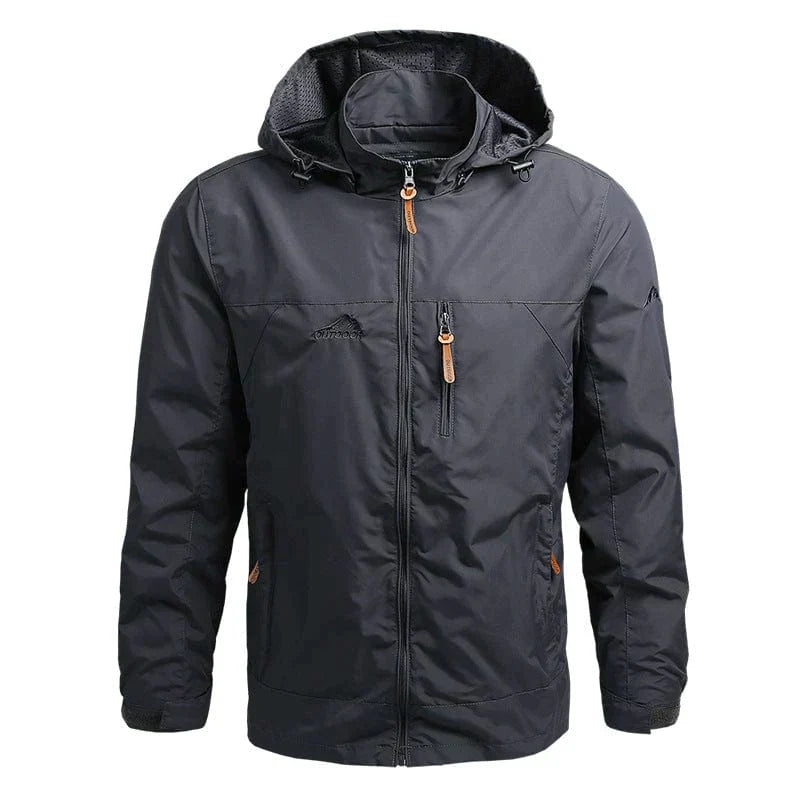 Schwarze Herren-Windjacke mit Kapuze, Reißverschlusstaschen und wasserabweisendem Material. Ideal für Outdoor-Aktivitäten und Freizeit.