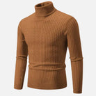 Brauner Rollkragenpullover aus Strick, Herrenmode, stilvoll und warm, ideal für Herbst und Winter. Hochwertige Materialien, zeitloses Design.