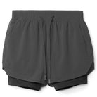 Graue 2-in-1 Herren-Shorts, atmungsaktiv, schnell trocknend, ideal für Fitness und Freizeit.