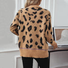 Damenpullover mit Leopardenmuster, weiches Material, modischer Look, ideal für Herbst und Winter. Perfekt für trendige Outfits und gemütliche Tage.