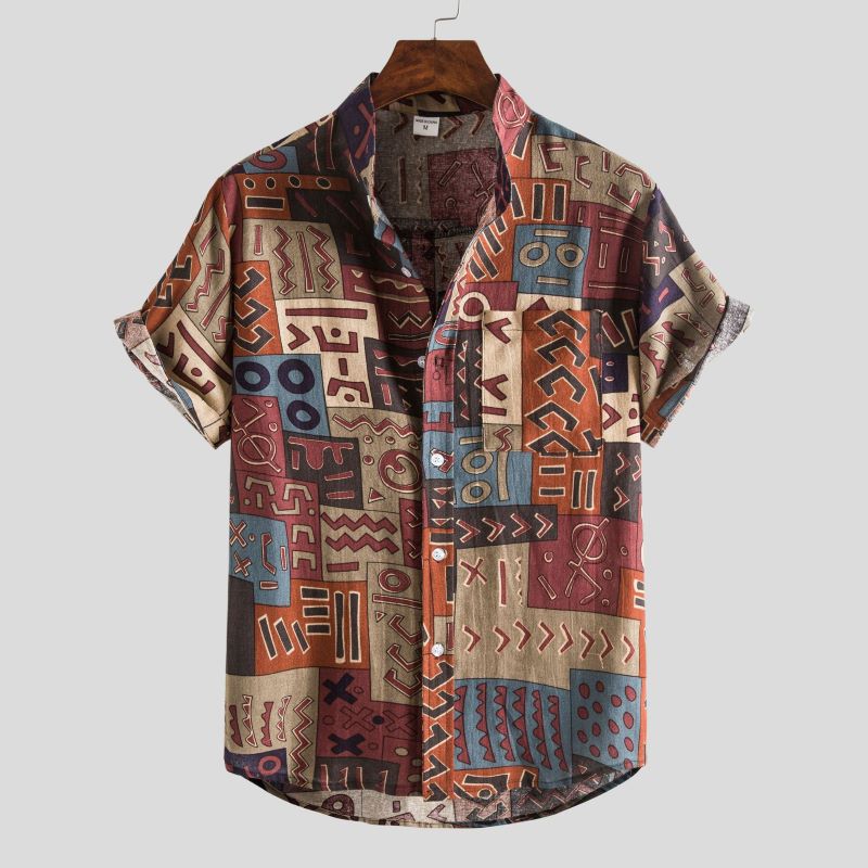 Buntes Herrenhemd mit geometrischem Muster, Kurzarm, Knopfleiste, ideal für Sommermode. Perfekt für lässige Anlässe und trendige Outfits.