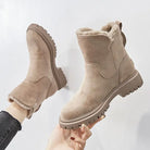 Damen Winterstiefel aus Wildleder, beige, mit rutschfester Sohle und warmem Futter. Perfekt für kalte Tage. Modische und bequeme Boots.