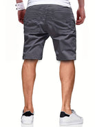 Graue Herren-Shorts, knielang, aus Baumwolle, Rückansicht, lässiger Sommerstil.