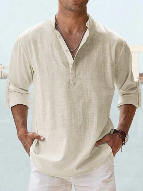 Herren Leinenhemd in Beige, lässig und atmungsaktiv, ideal für Sommermode. Perfekt für Strand, Freizeit und Urlaub. Hochwertige Herrenbekleidung.