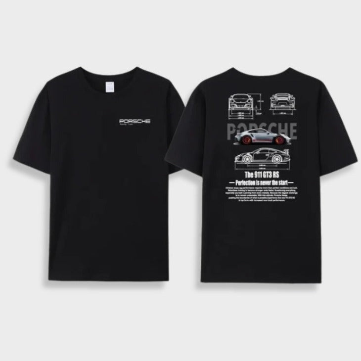 Schwarzes T-Shirt mit Porsche 911 GT3 RS Design, hochwertiger Druck, sportlich, modisch, ideal für Auto-Enthusiasten und Porsche-Fans.