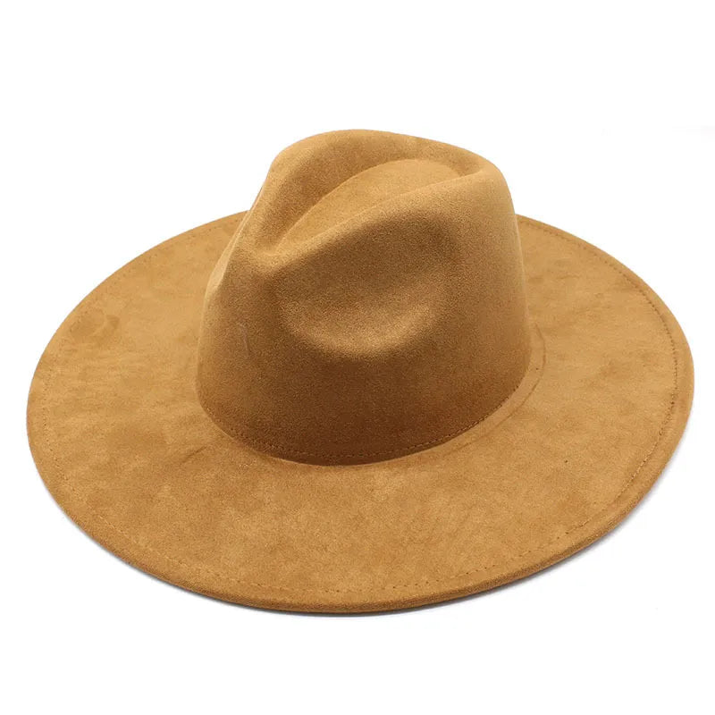 Brauner Fedora-Hut aus Filz, klassisches Design, ideal für stilvolle Herbst- und Wintermode. Perfekt für Herren und Damen.