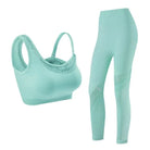 Damen Sportset in Minzgrün, bestehend aus nahtlosem Sport-BH und Leggings. Ideal für Yoga und Fitness. Atmungsaktiv und elastisch.