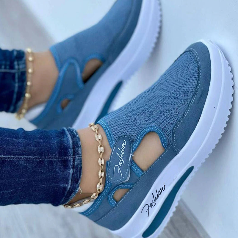 Damen-Sneaker in Blau, atmungsaktiv und bequem, ideal für Freizeit und Laufen. Modischer Mesh-Stoff, runde Zehenpartie, rutschfeste Sohle.