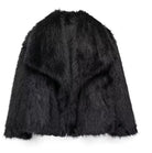 Schwarze Kunstpelzjacke, luxuriös und stilvoll, ideal für Wintermode. Perfekt für elegante Outfits und trendbewusste Looks.
