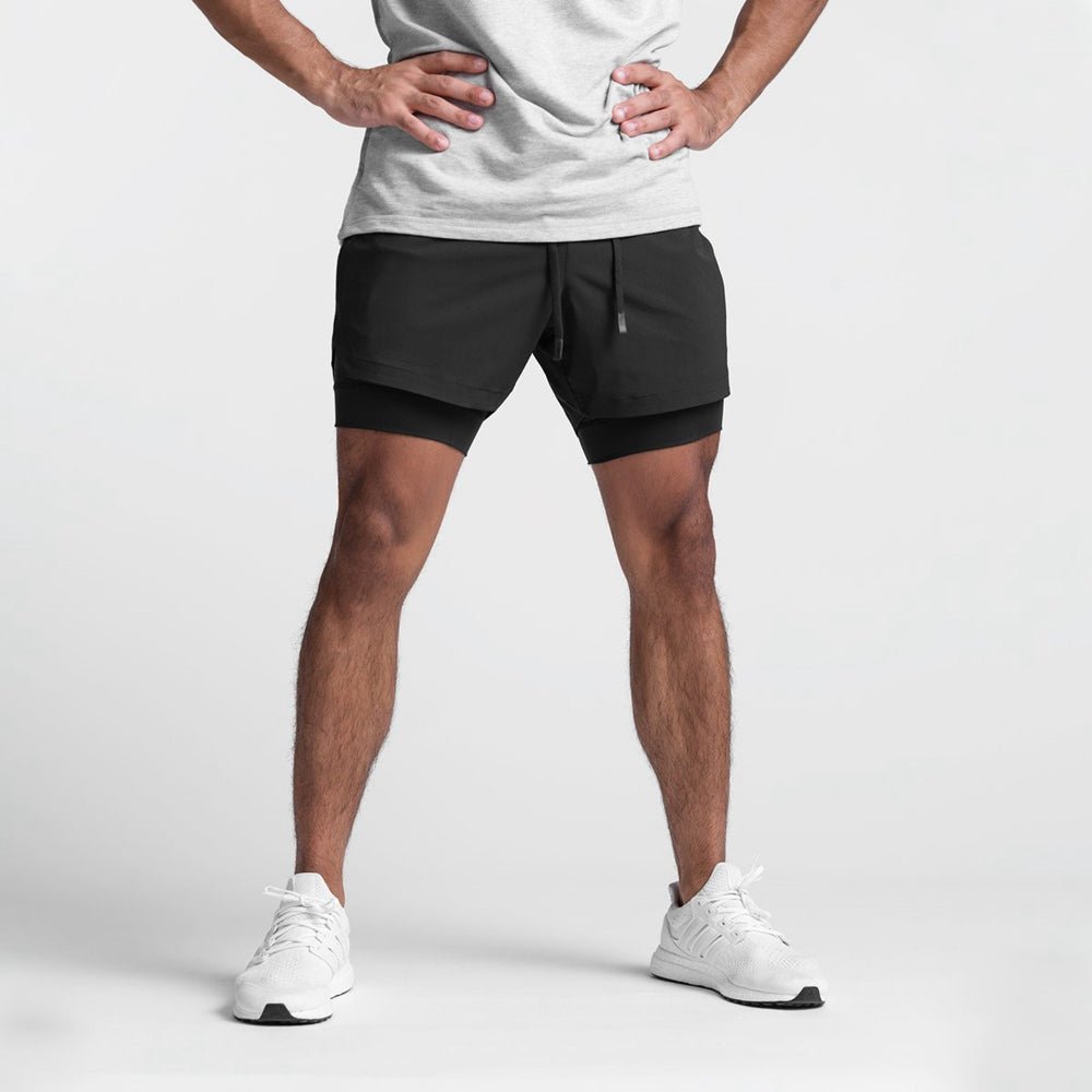 Schwarze Herren-Trainingsshorts, atmungsaktiv, bequem, ideal für Sport und Fitness.