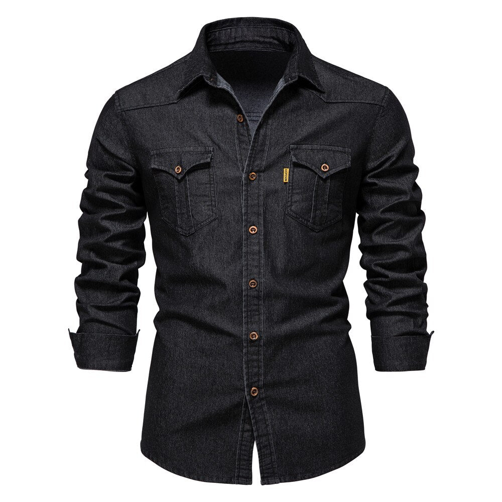 Schwarzes Jeanshemd für Herren, langärmelig, mit Knopfleiste und Brusttaschen. Ideal für Freizeit und Business. Hochwertige Denim-Qualität.