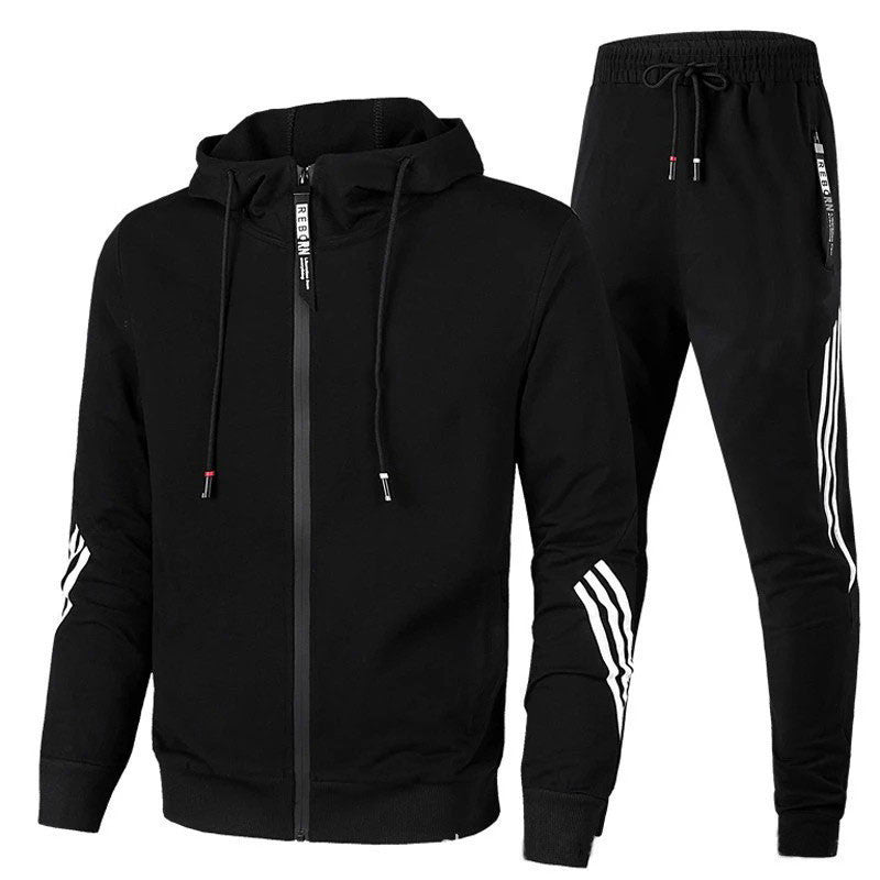 Schwarzer Herren-Sportanzug mit Kapuzenpullover und Jogginghose, ideal für Frühling und Herbst. Bequem, modisch, Freizeitkleidung.
